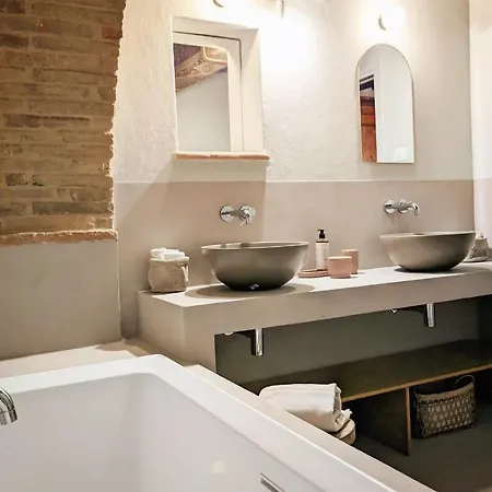 Casa Primo * كورتونا